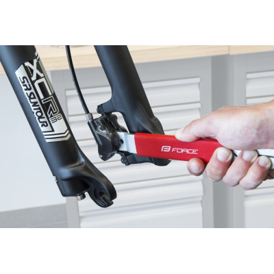 FORCE combination wrench for disc brake service