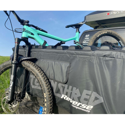 REVERSE Pickup Tailgate pad Chránič kufra "United in Shred"