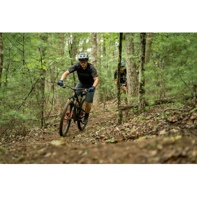 INDUSTRY NINE Solix Trail Carbon Spoked Wheels