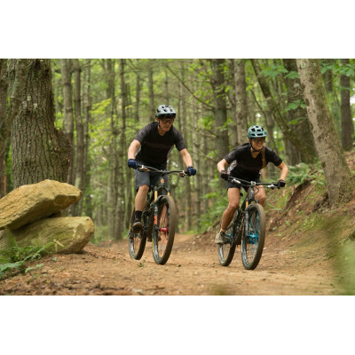 INDUSTRY NINE 29″ TRAIL S HYDRA 28H 1695g Vypletené kolesá