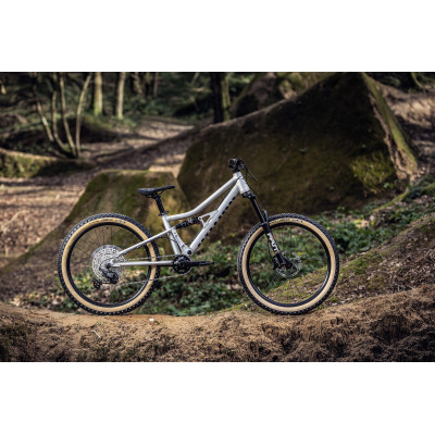 EARLY RIDER HELLION X24 Detský celoodpružený bicykel