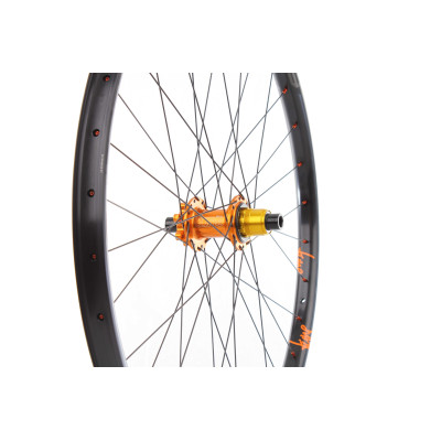 Tune Race 29 Endurance 27.5″ 1676g Wheelset