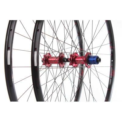 Tune Race 25 29″ 1485g Spoked wheels