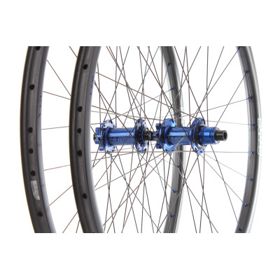 Tune Blackburner 23 29″ 1383g Spoked wheels