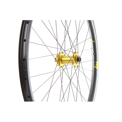 Tune Blackburner 28 29″ 1471g Vypletené kolesá