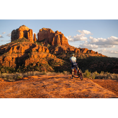 INDUSTRY NINE Solix XC Carbon Spoked Wheels