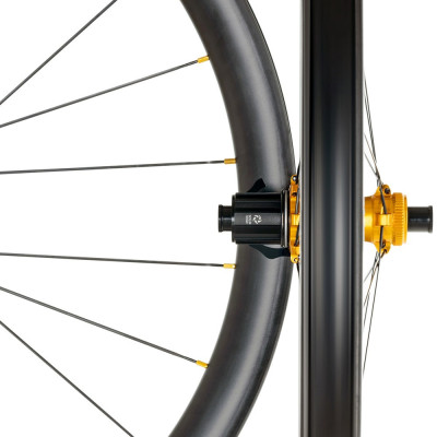 INDUSTRY NINE Solix SL AR40c 35c 45c 65c Spoked Wheels