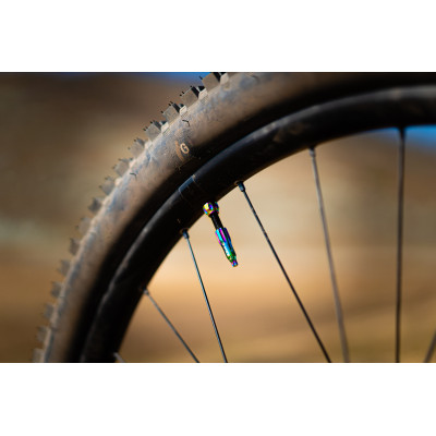 LEZYNE Tubeless Valve CNC Bezdušové Ventilky GOLD 60mm 1 pár