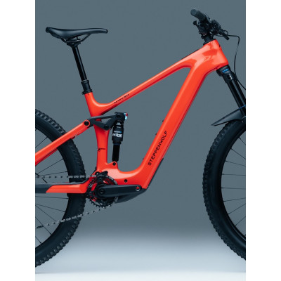 STEPPENWOLF Tundra 9.0 DJI racing red gloss